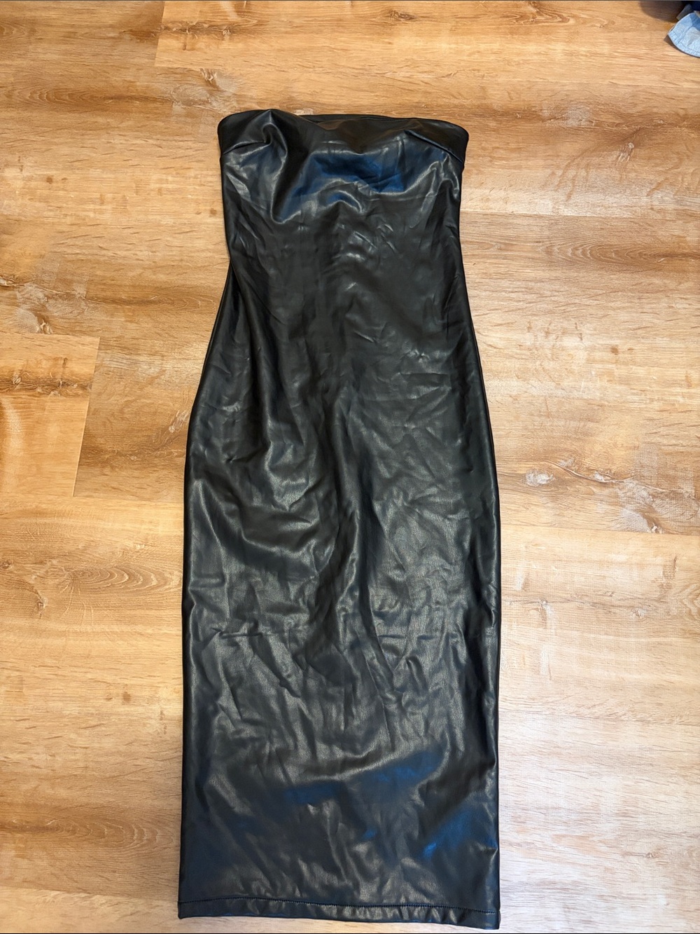 Forever 21 Strapless Faux Leather Midi Dress in Black